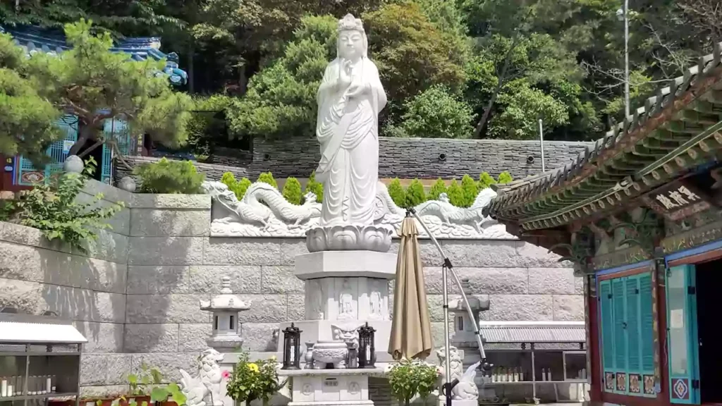 Baekryeonsa Temple Korea